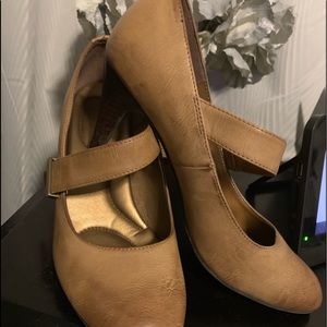 Kelly&Katie heels size 8